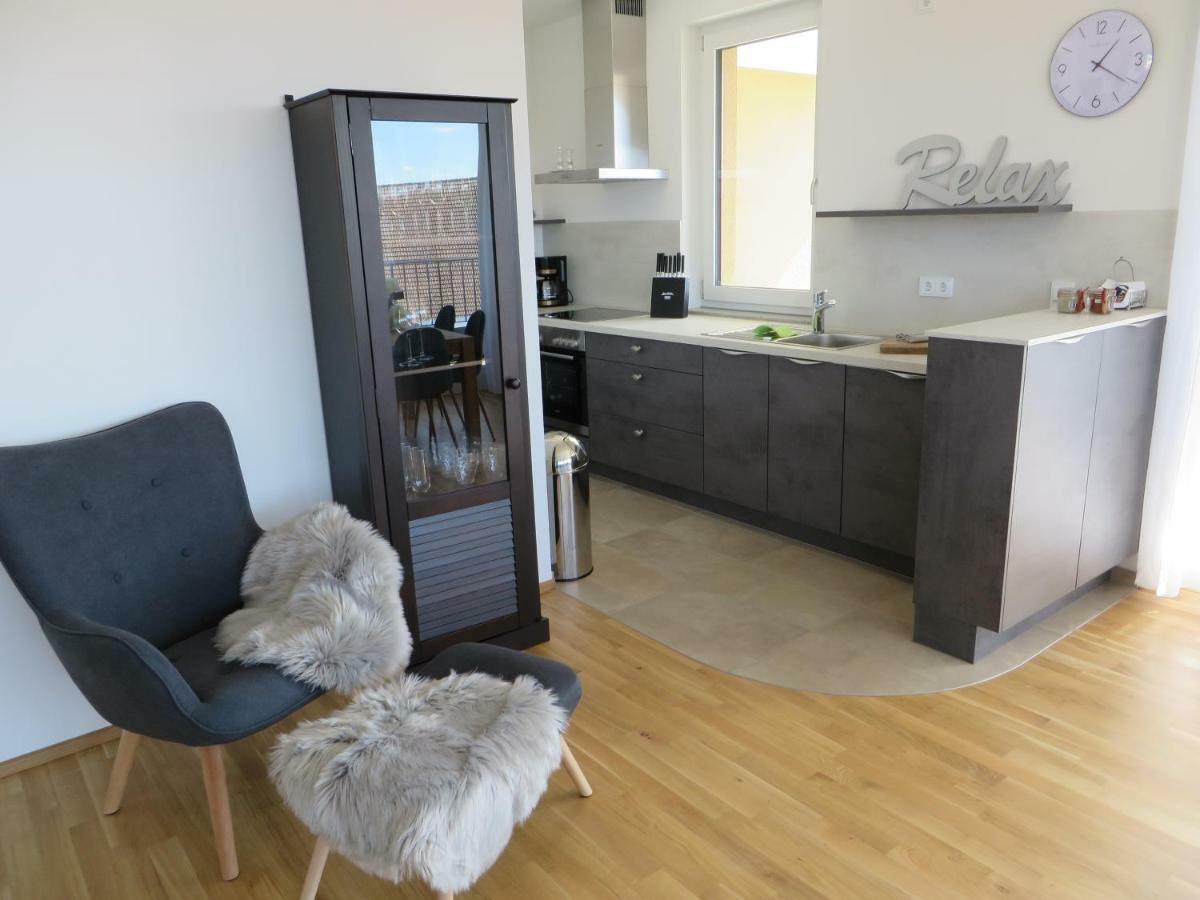 Bodensee Luxus Ferienwohnung Claudia 3 Friedrichshafen Bagian luar foto